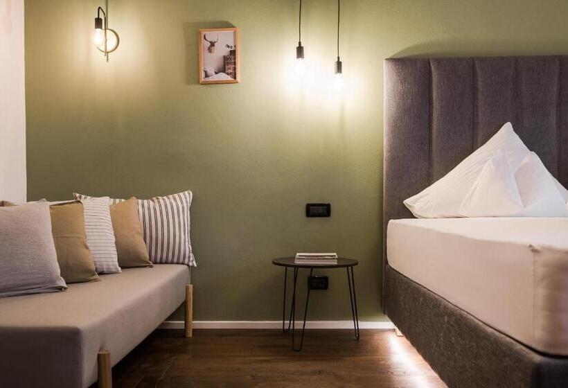 테라스 디럭스 룸, Michael Am Waal