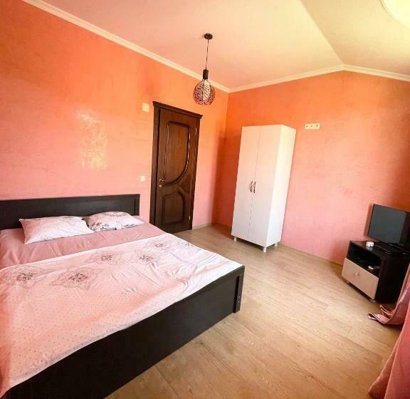 اتاق اکونومی, Guest House Kobuleti