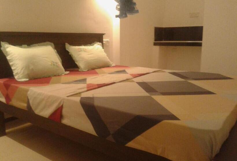 Номер Стандарт Вид на Сад, Kaween Homestay