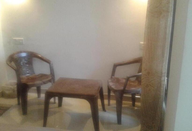 Номер Стандарт Вид на Сад, Kaween Homestay