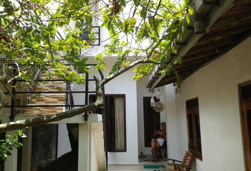 Номер Стандарт Вид на Сад, Kaween Homestay