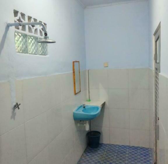 标准间, Lilypad Guest House