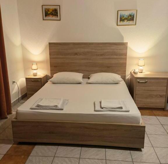 اتاق استاندارد یک نفره, Lovely Bosnian Home