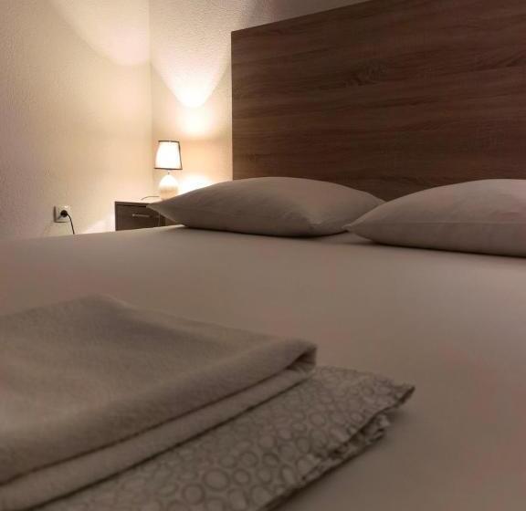 اتاق استاندارد, Lovely Bosnian Home