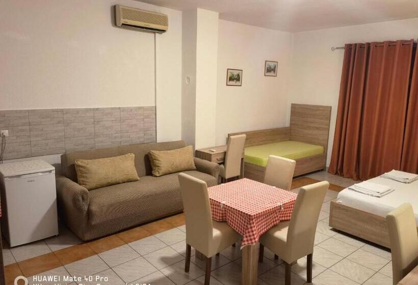 اتاق استاندارد, Lovely Bosnian Home