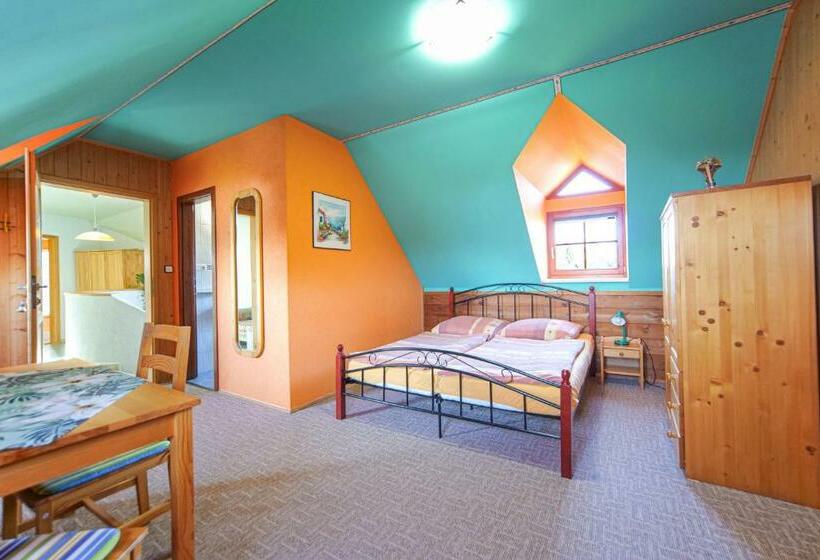 スタンダード４人部屋, Penzion U Zatoky