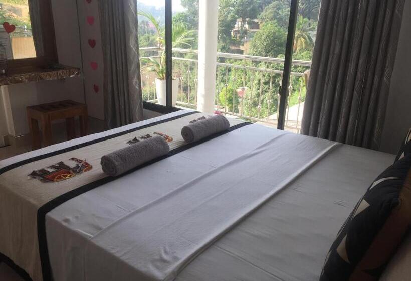 标准间带山景, Shani Residence Kandy