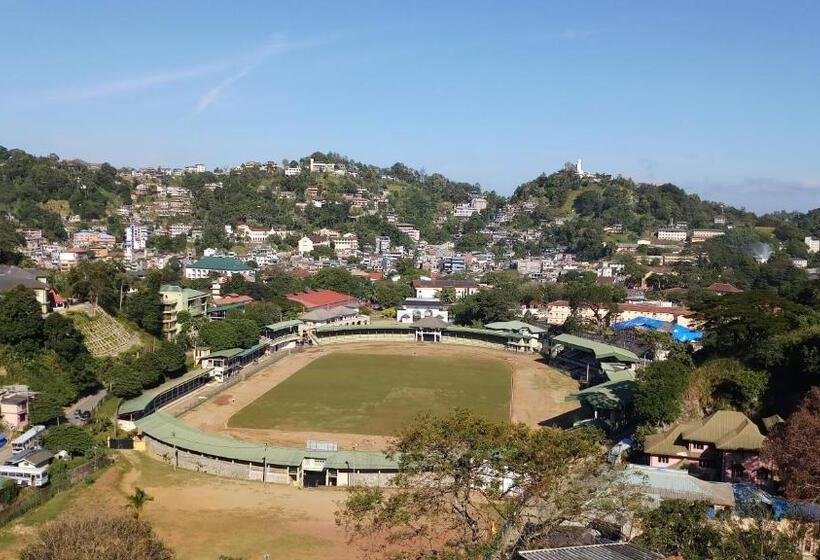 标准间带山景, Shani Residence Kandy