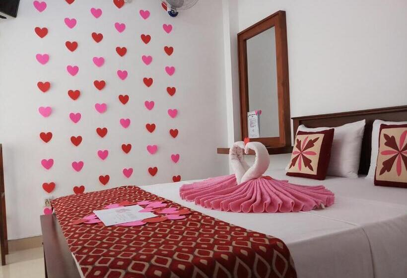 标准间带阳台, Shani Residence Kandy