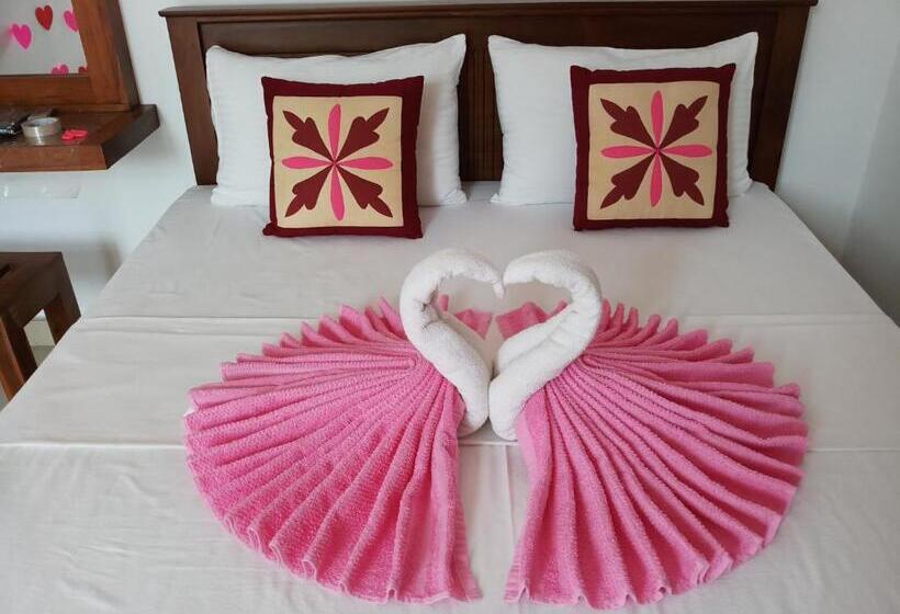 标准间带阳台, Shani Residence Kandy