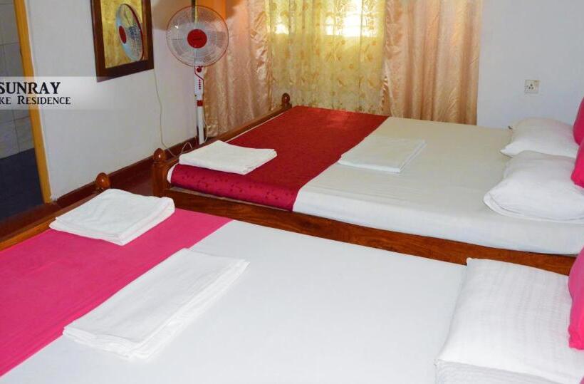 家庭间, Sunray Lake Residence