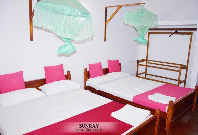 家庭间, Sunray Lake Residence