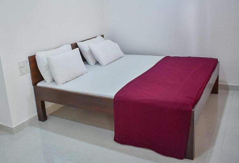 标准三人间, Sunray Lake Residence