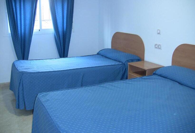 شقة غرفتين, Apartahotel Los Hermanos