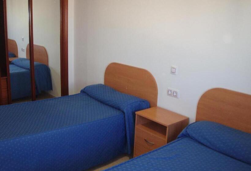 شقة غرفتين, Apartahotel Los Hermanos