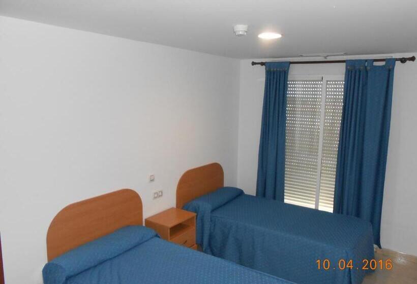 شقة غرفتين, Apartahotel Los Hermanos