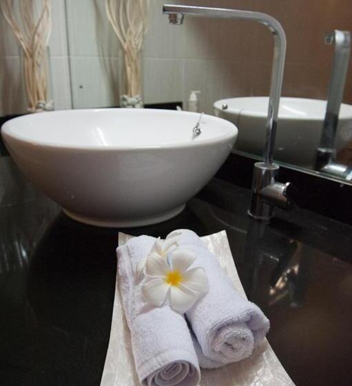 스탠다드 룸 가든 전망, Blue Marine Resort