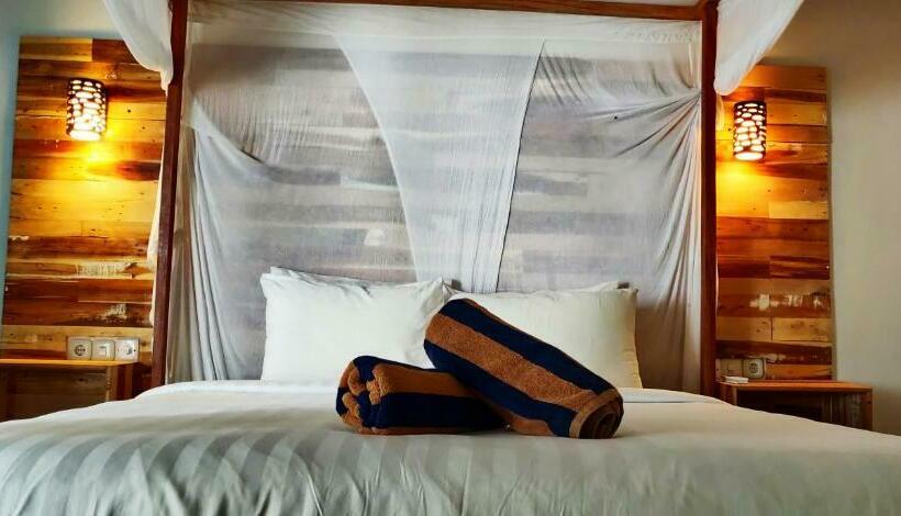 Bungalow Superior, Gili Lumbung Bungalow