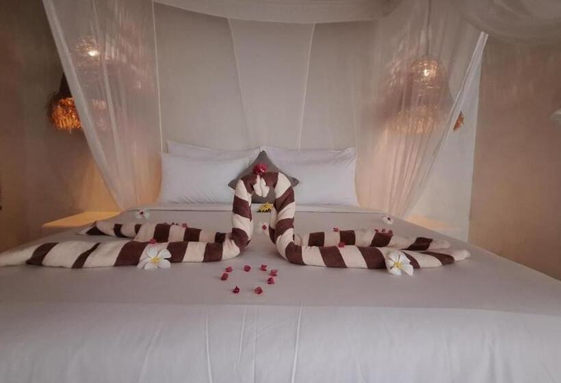 Bungalow Deluxe, Gili Lumbung Bungalow