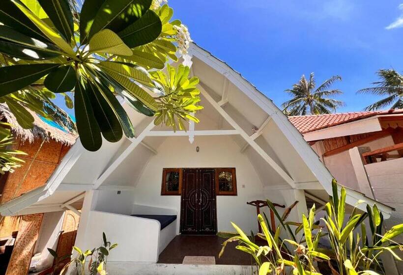 Bungalow Superior, Gili Lumbung Bungalow