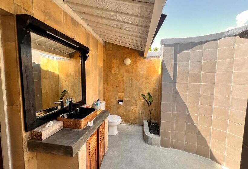 Bungalow Superior, Gili Lumbung Bungalow