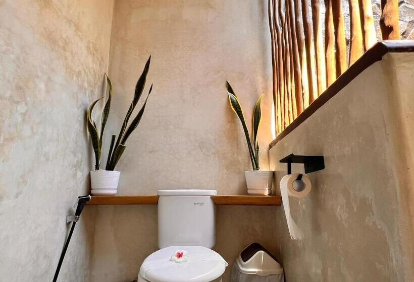 Bungalow Deluxe, Gili Lumbung Bungalow