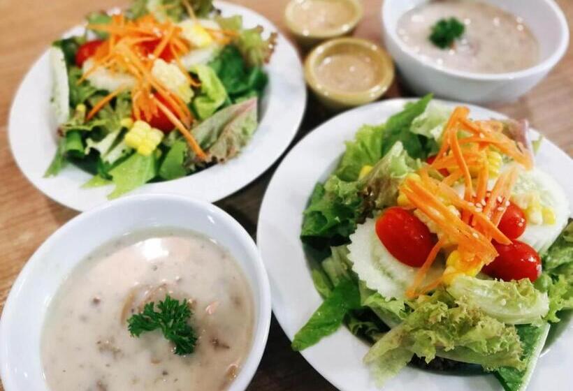 标准间带阳台, Jamjuree Home At Udonthani