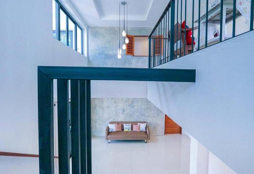 家庭工作室, Jamjuree Home At Udonthani