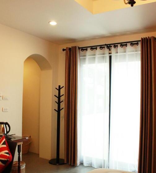 标准间带阳台, Jamjuree Home At Udonthani