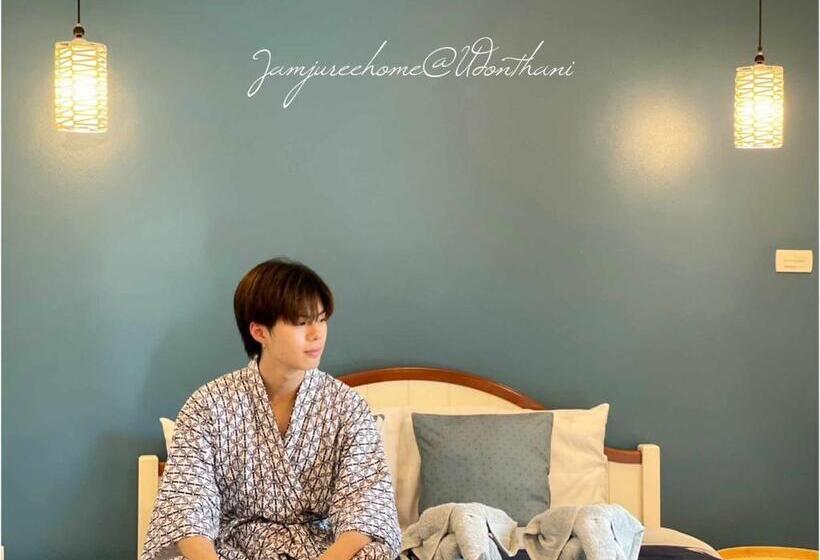家庭工作室, Jamjuree Home At Udonthani