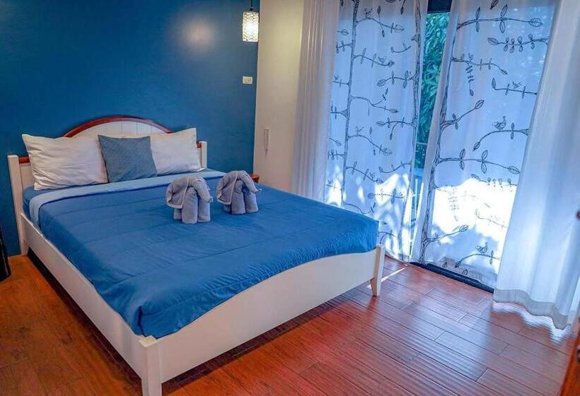 家庭工作室, Jamjuree Home At Udonthani