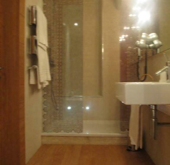 スタンダードルーム, Mario's Garni