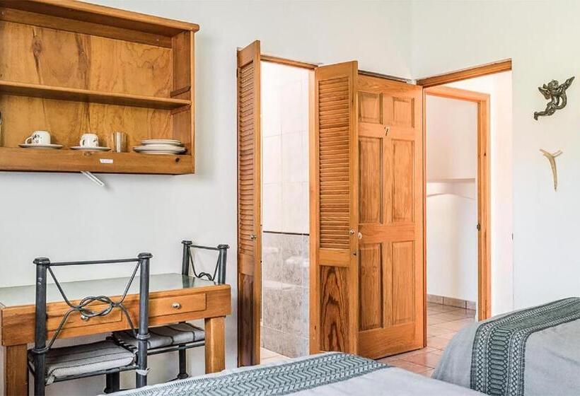 Номер Стандарт, Posada De Los Angeles