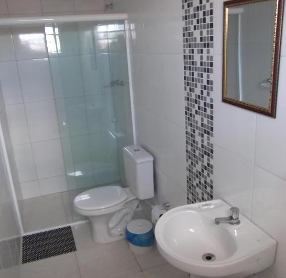 اتاق استاندارد چهارنفره با بالکن, Pousada Mar Azul