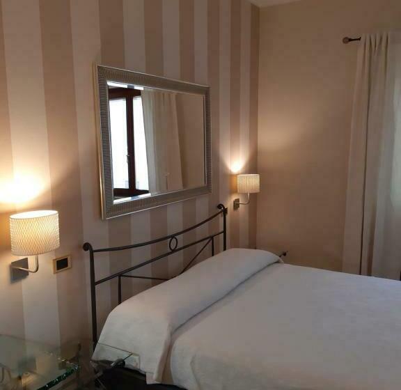اتاق استاندارد سه نفره, Sweet House Only Rooms