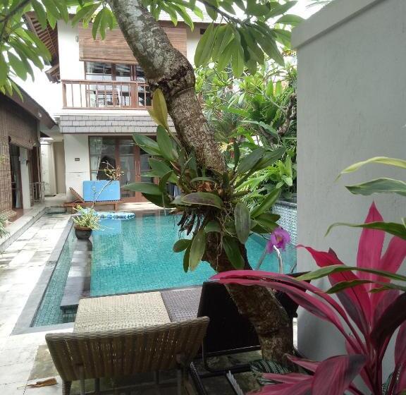 וילה עם חדר שינה אחד ובריכת שחיה, Villa Mudha 3 Sanur