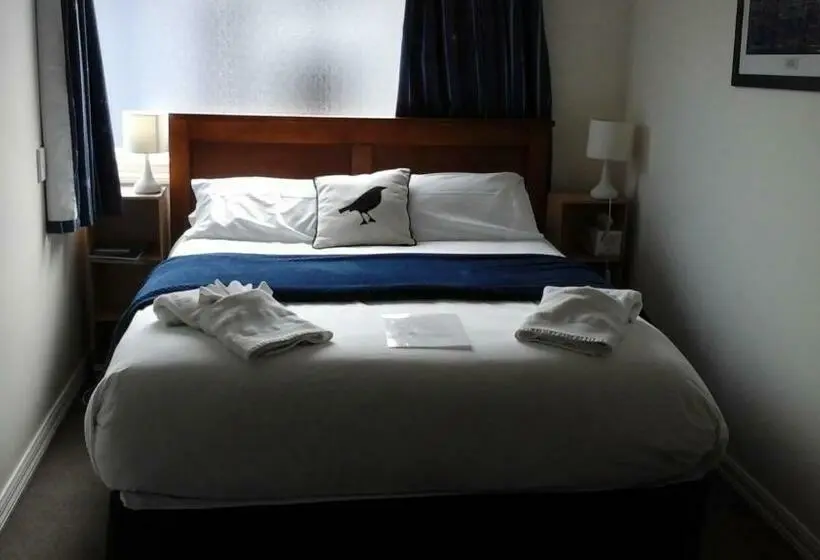 اتاق لوکس, Al And Rosies B+b