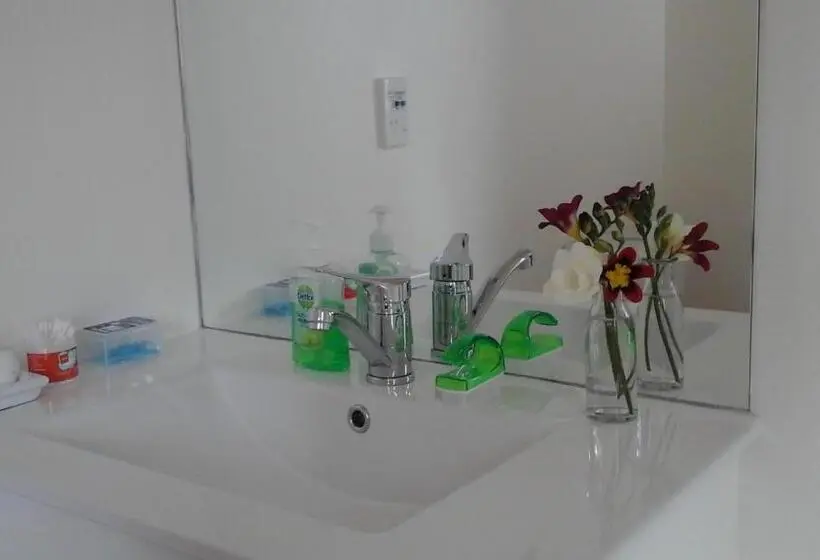 اتاق استاندارد, Al And Rosies B+b
