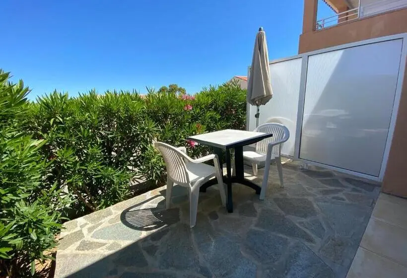 استودیوی استاندارد, Calvi Appart Hôtel