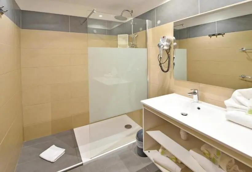 استودیوی سوپریور, Calvi Appart Hôtel