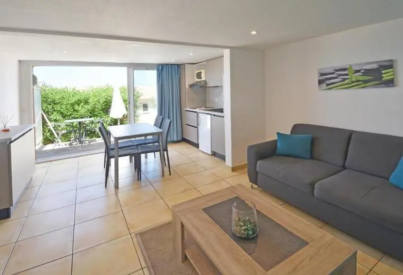استودیوی سوپریور, Calvi Appart Hôtel