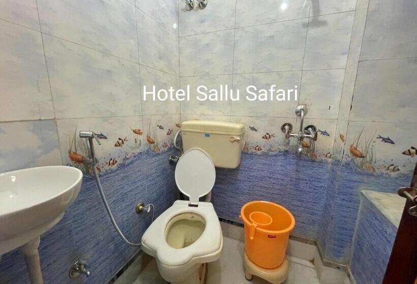 Номер Deluxe, Sallu Safari