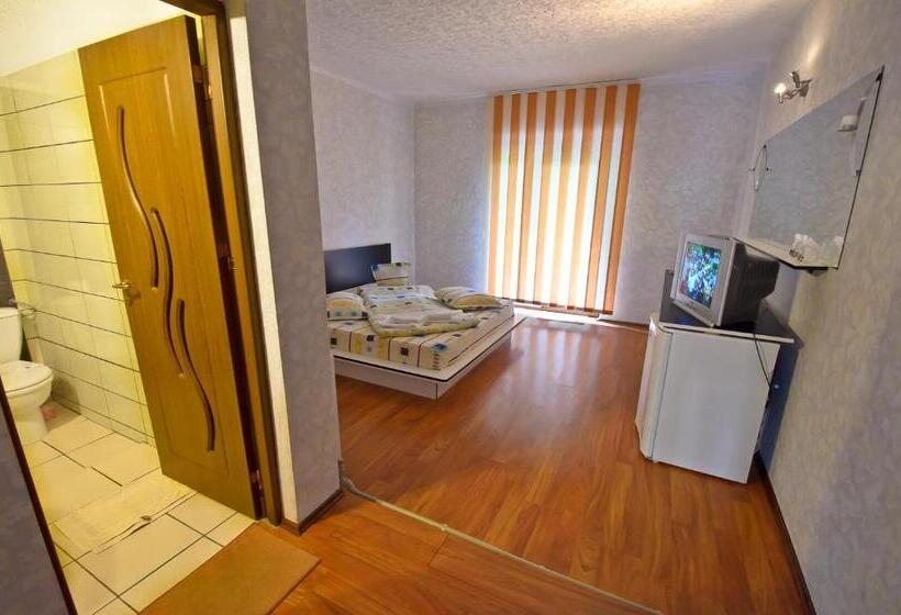 غرفة قياسية, Pension President