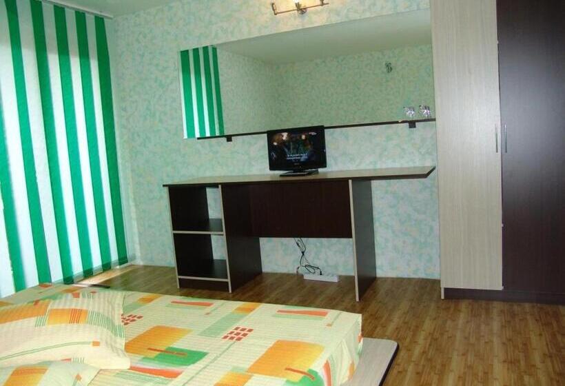 غرفة قياسية, Pension President