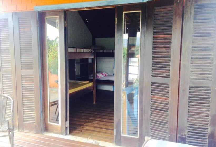 スタンダードバンガロー, Praia Do Rosa Hostel