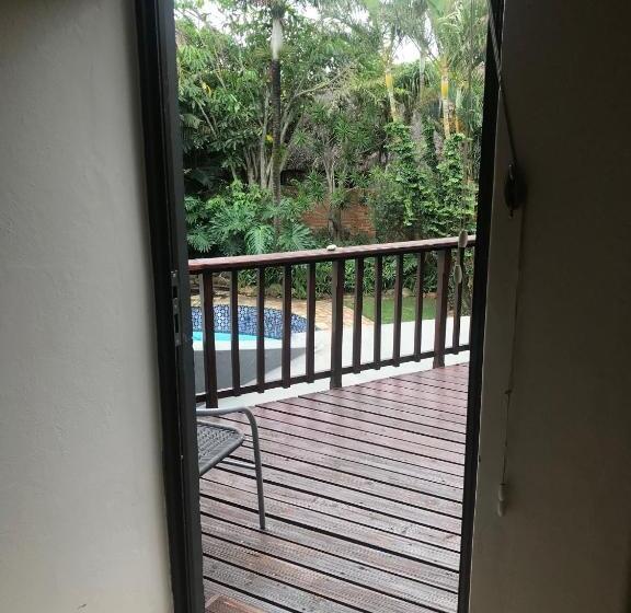 غرفة قياسية مطلّة علي الحديقة, Seaview Place Bed And Breakfast