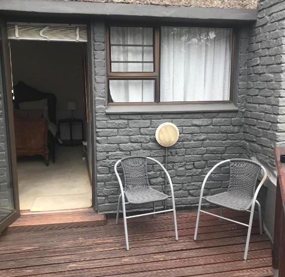 غرفة قياسية مطلّة علي الحديقة, Seaview Place Bed And Breakfast