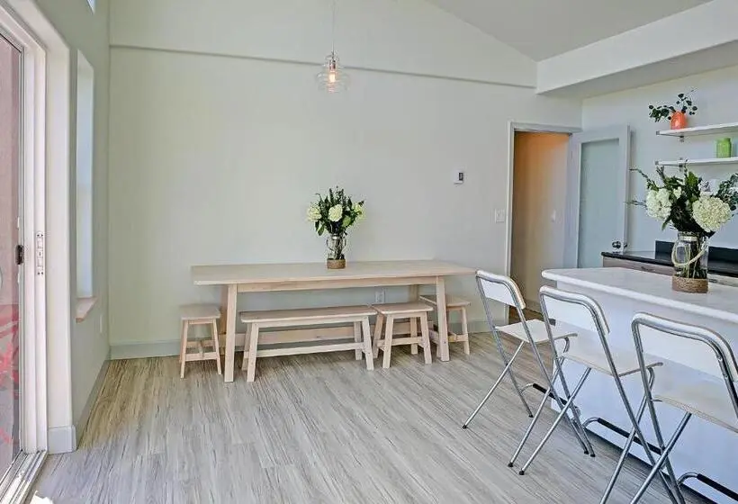 スイート, The Vue B&b