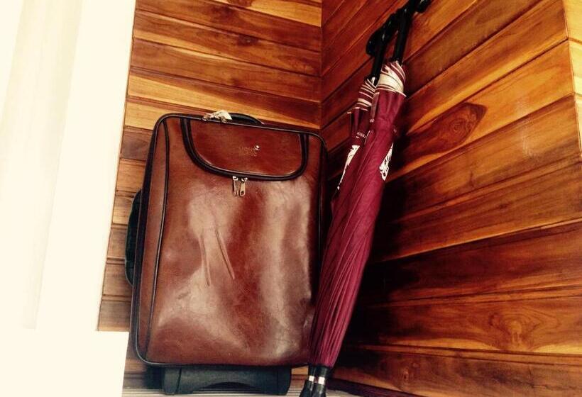 Номер Deluxe Вид на Сад, Viangviman Luxury Resort, Krabi