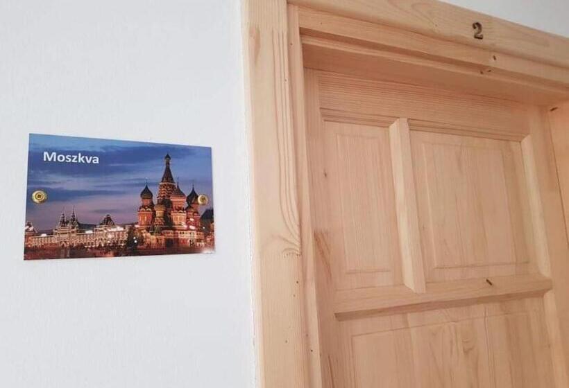 이코노미 룸, Mátyás Panzió